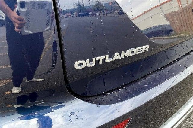 new 2025 Mitsubishi Outlander car, priced at $43,205