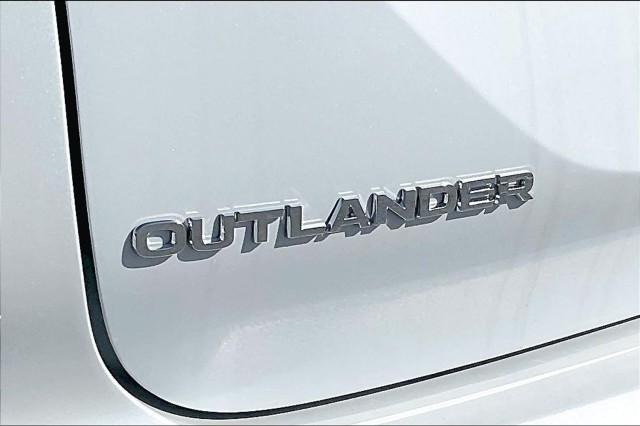 new 2025 Mitsubishi Outlander car, priced at $35,015