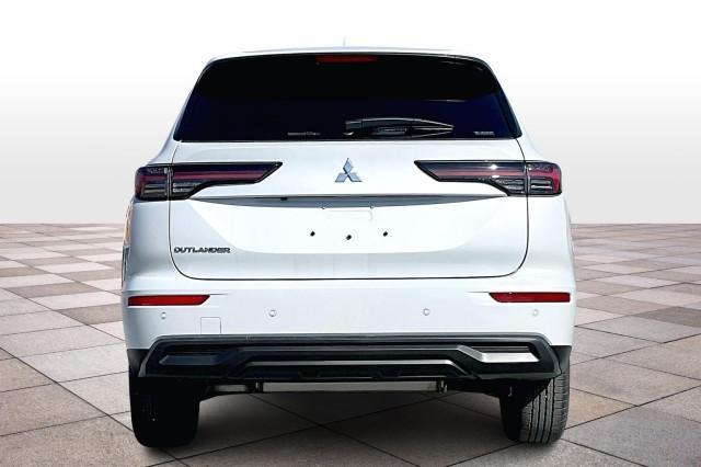 new 2025 Mitsubishi Outlander car, priced at $35,015