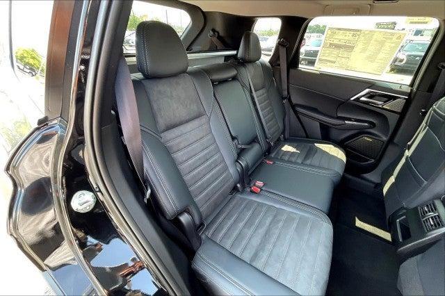 new 2025 Mitsubishi Outlander car, priced at $42,015