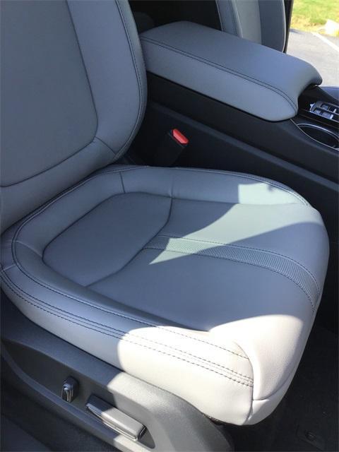 new 2025 Honda Pilot car, priced at $51,095