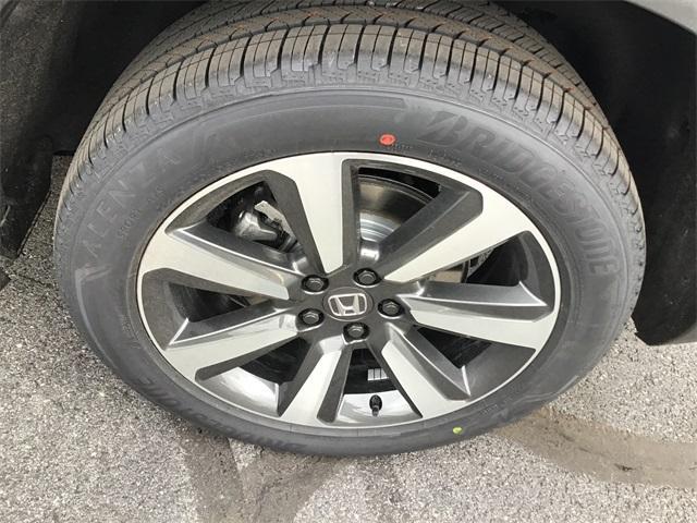 new 2025 Honda Pilot car, priced at $51,095