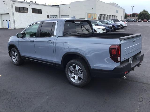 new 2025 Honda Ridgeline car, priced at $45,180