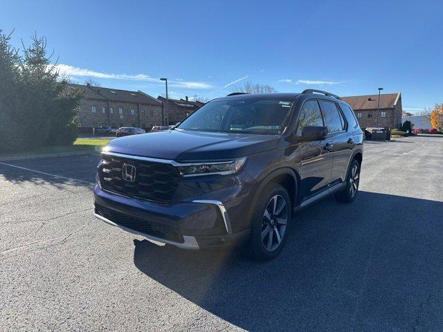 new 2025 Honda Pilot car, priced at $51,825