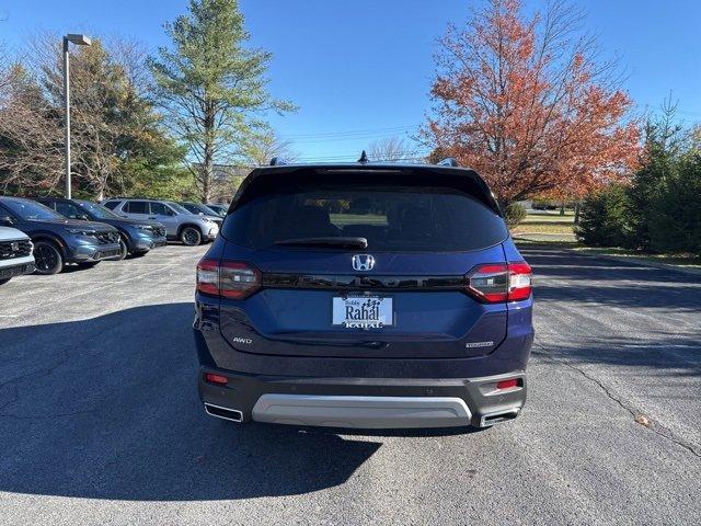 new 2025 Honda Pilot car, priced at $51,825