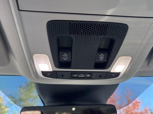 new 2025 Honda Pilot car, priced at $51,825