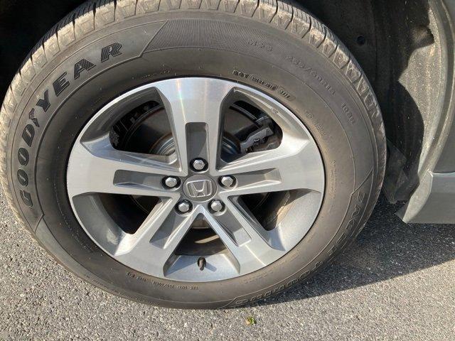 used 2025 Honda Pilot car, priced at $43,900