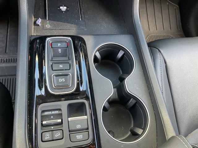 used 2025 Honda Pilot car, priced at $43,900