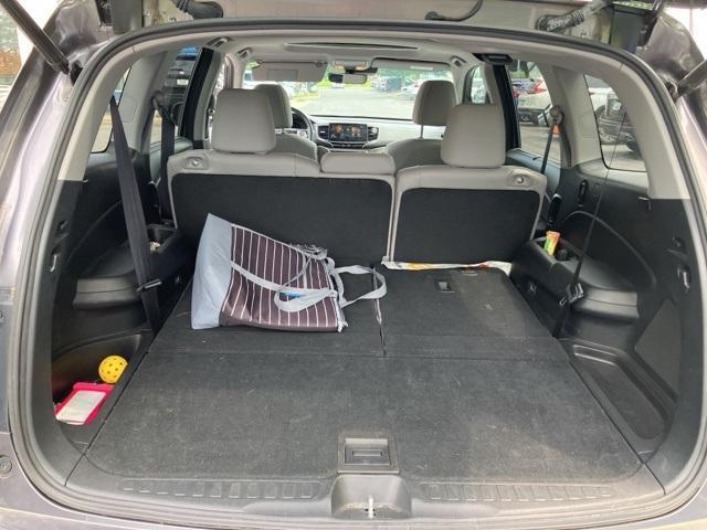used 2021 Honda Pilot car, priced at $27,630
