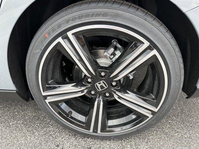 new 2025 Honda Accord Hybrid car, priced at $35,305