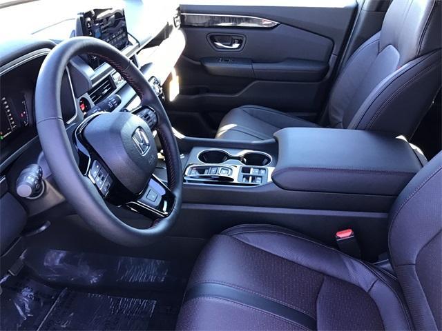 new 2025 Honda Pilot car, priced at $56,075