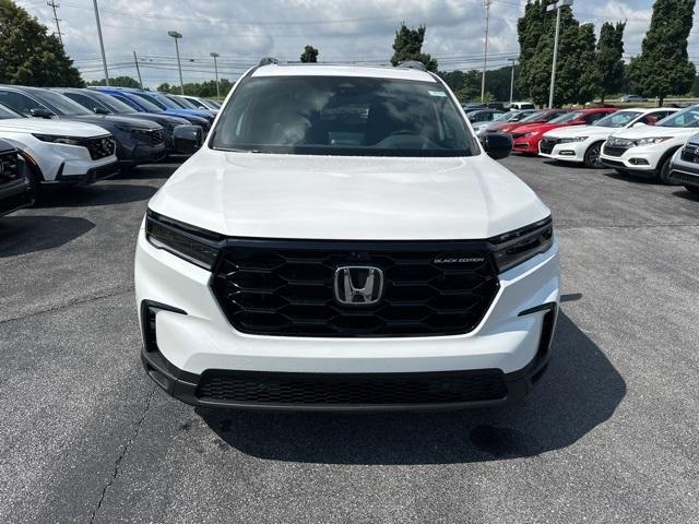 new 2025 Honda Pilot car, priced at $56,530