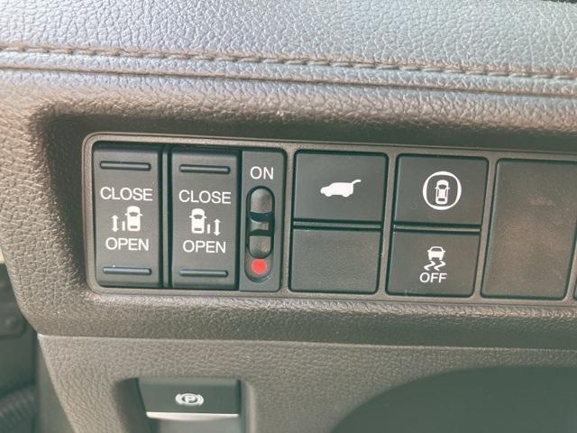 used 2022 Honda Odyssey car, priced at $29,600
