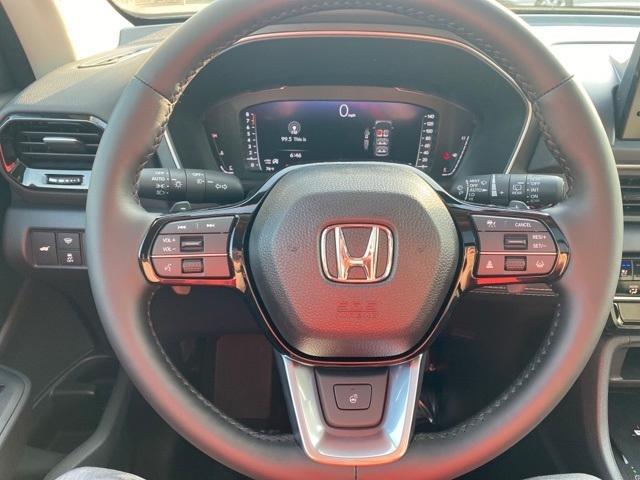 new 2025 Honda Pilot car, priced at $54,575