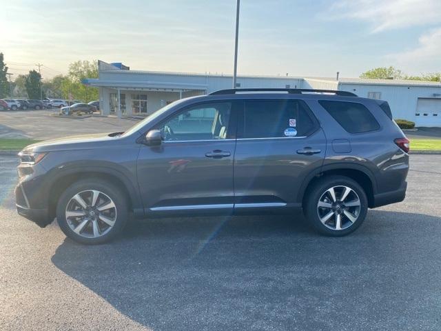 new 2025 Honda Pilot car, priced at $54,575