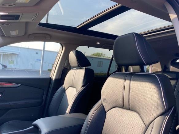 new 2025 Honda Pilot car, priced at $54,575