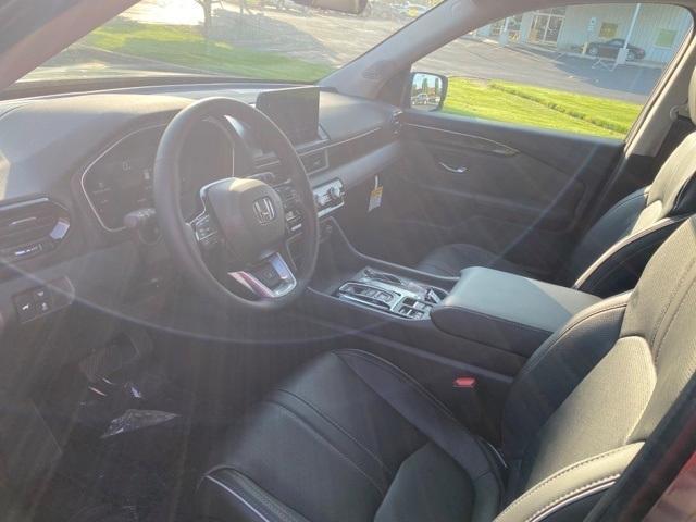 new 2025 Honda Pilot car, priced at $54,575