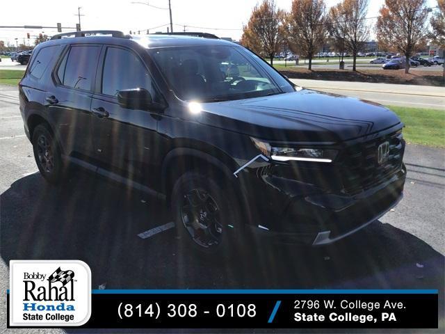 new 2025 Honda Pilot car, priced at $50,895