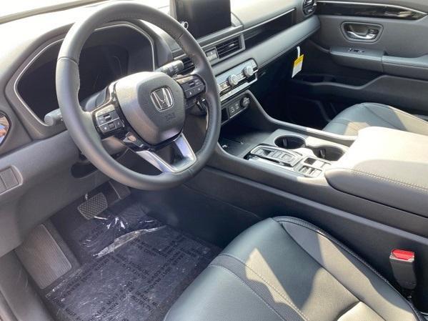 new 2025 Honda Pilot car, priced at $51,095