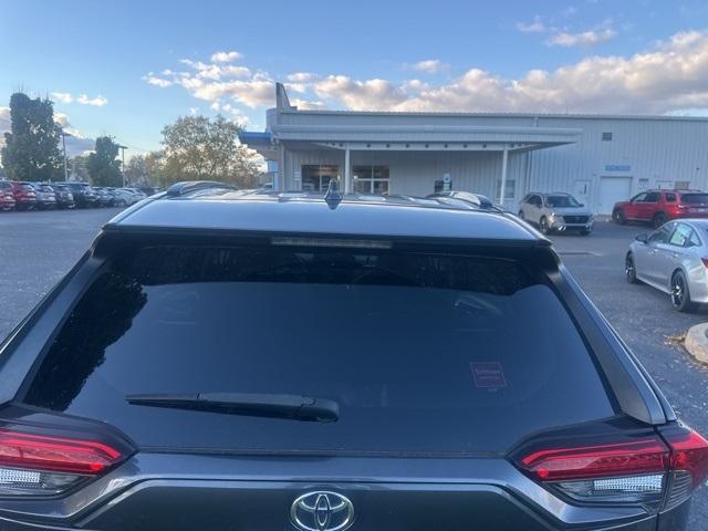 used 2020 Toyota RAV4 car, priced at $24,924