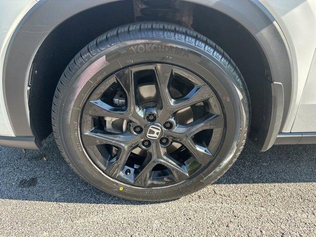 used 2025 Honda HR-V car, priced at $27,997