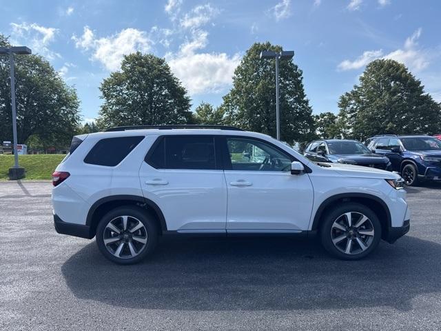 new 2025 Honda Pilot car