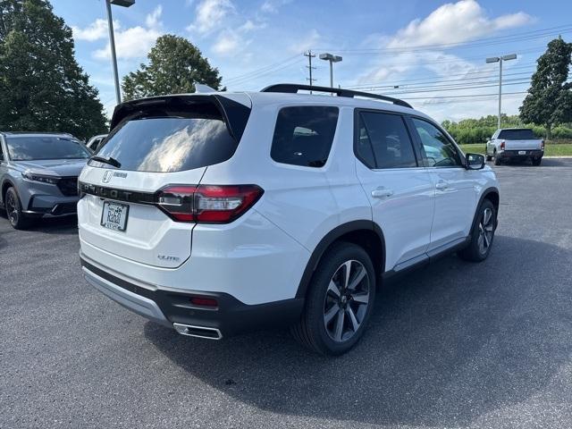 new 2025 Honda Pilot car