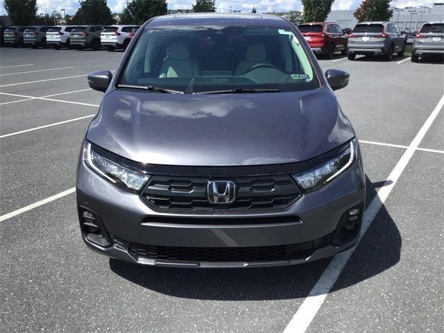 new 2026 Honda Odyssey car, priced at $44,290