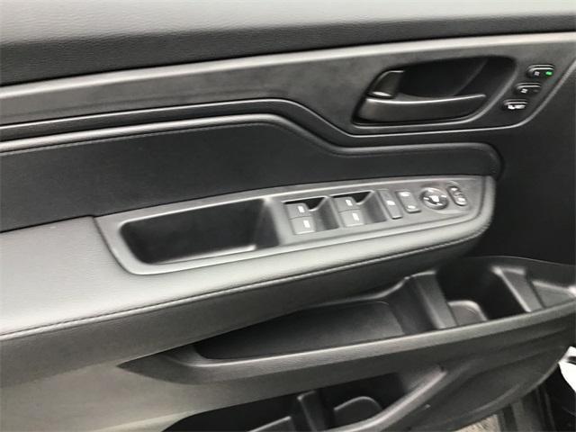 new 2026 Honda Odyssey car, priced at $44,290