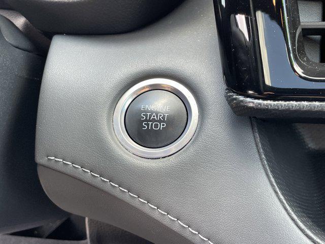 used 2024 Toyota Highlander car, priced at $40,695