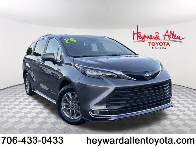 used 2024 Toyota Sienna car, priced at $46,900