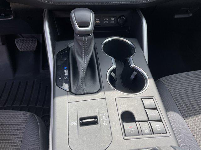 used 2023 Toyota Highlander car, priced at $34,900