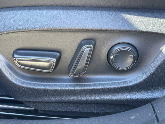 new 2026 Toyota Prius Plug-In Hybrid car, priced at $40,275