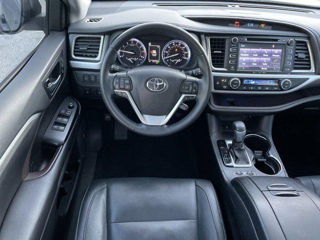 used 2019 Toyota Highlander car, priced at $28,500