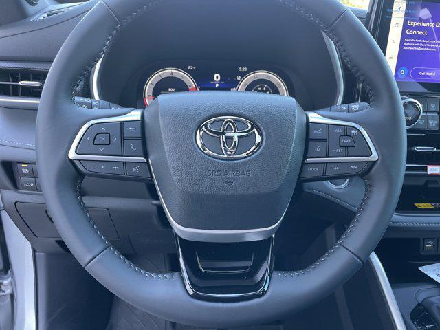 new 2025 Toyota Highlander car, priced at $53,268