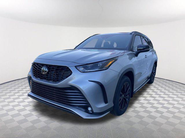 new 2025 Toyota Highlander car, priced at $53,268