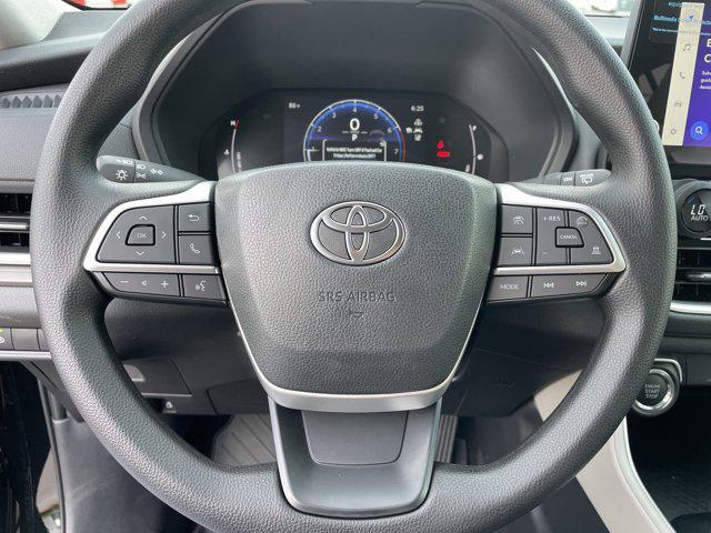 new 2025 Toyota Highlander car, priced at $46,232