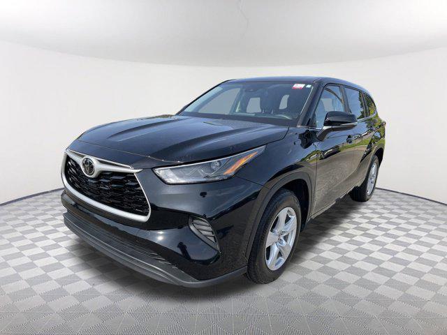 used 2023 Toyota Highlander car, priced at $35,499