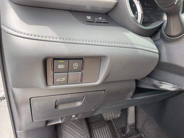 used 2023 Toyota Highlander car, priced at $41,498