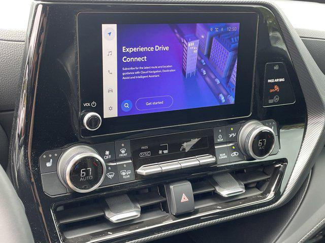 used 2023 Toyota Highlander car, priced at $41,498