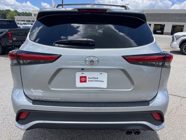 used 2023 Toyota Highlander car, priced at $45,498