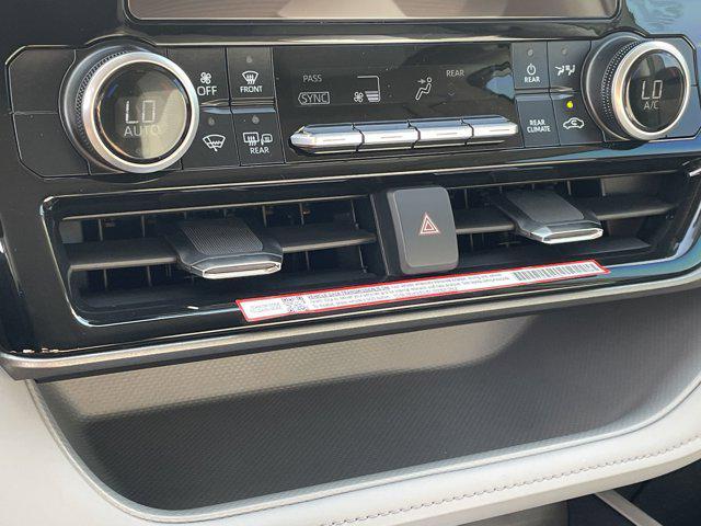 new 2025 Toyota Highlander car, priced at $47,048