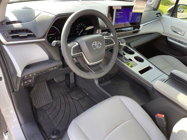 used 2025 Toyota Sienna car, priced at $51,900