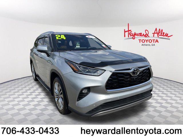 used 2024 Toyota Highlander car, priced at $54,998