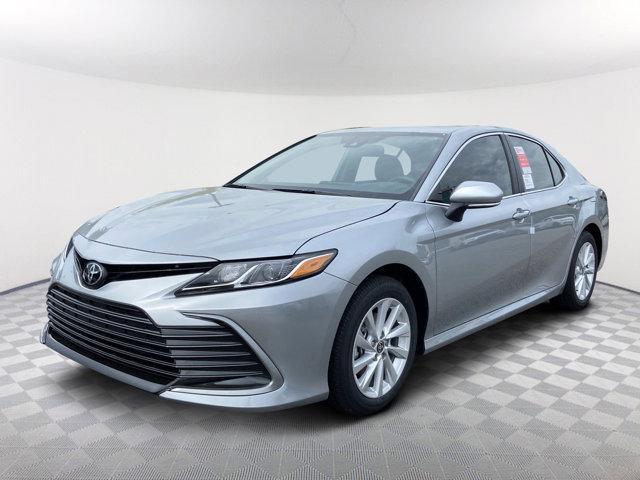 new 2024 Toyota Camry car, priced at $31,200
