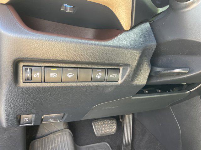 used 2020 Toyota RAV4 Hybrid car, priced at $32,900