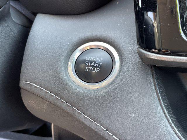 used 2024 Toyota Highlander car, priced at $39,998