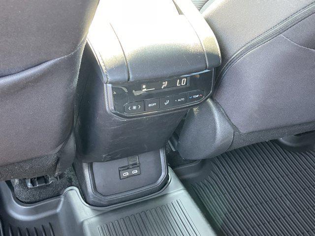 used 2024 Toyota Highlander car, priced at $39,998
