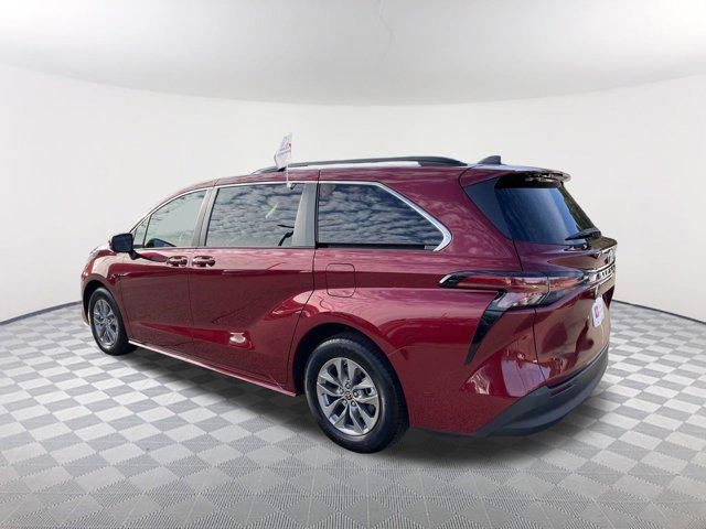 used 2022 Toyota Sienna car, priced at $36,300