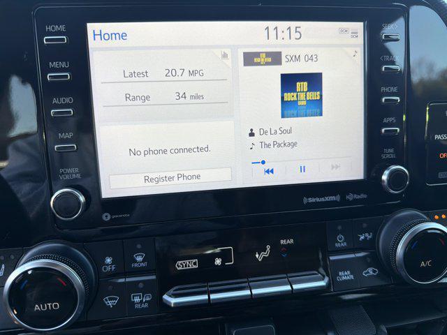 used 2021 Toyota Highlander car, priced at $32,900